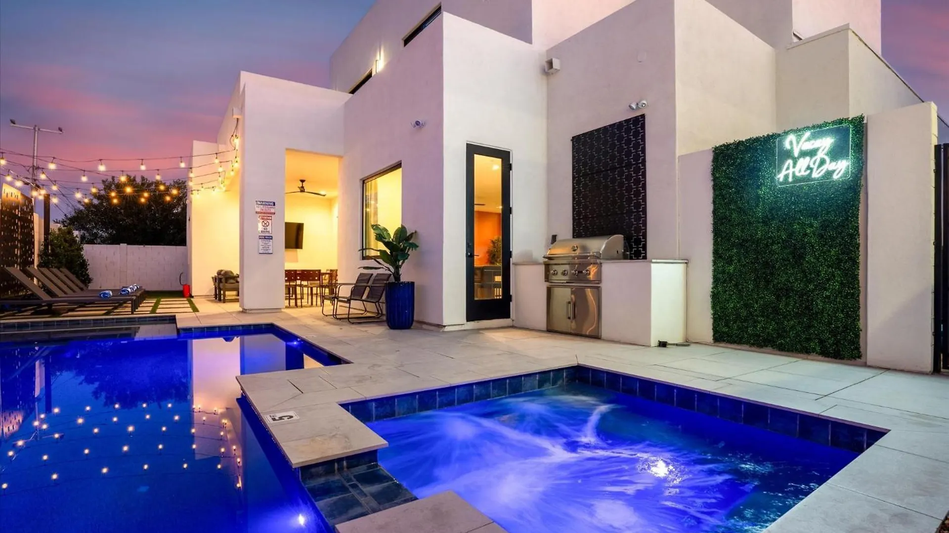 Desert Palm Luxury Space - Walk To Old Town! Scottsdale 0*,  ABD